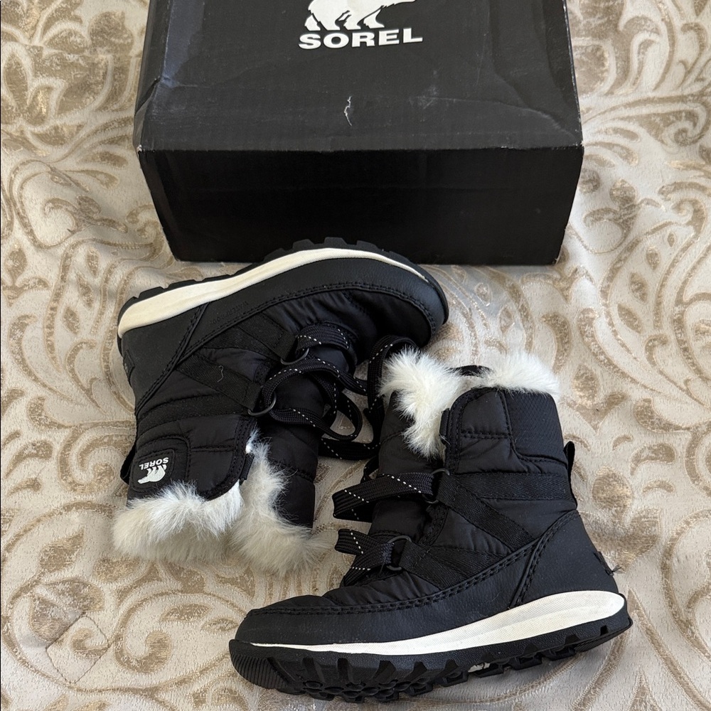 Sorel Black and White Winter Boots with Fur